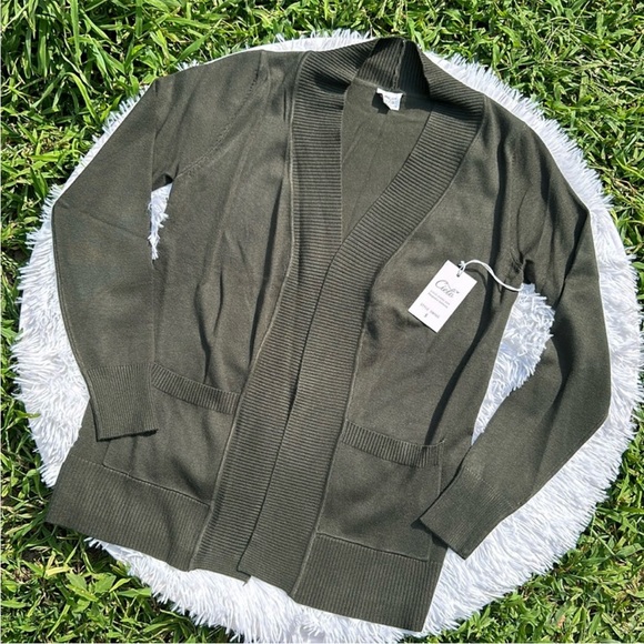 Cielo Everyday Ultra Soft Dark Forest Green Cardigan Size Small NEW - Picture 2 of 12